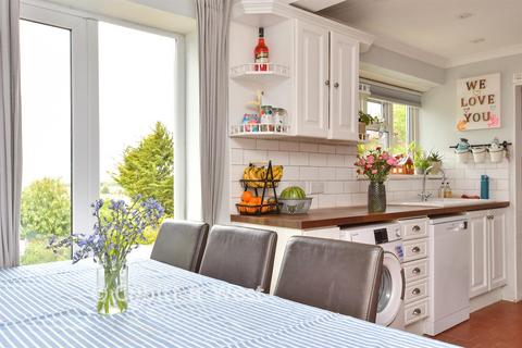 3 bedroom semi-detached house for sale, Cuckmere Way, Brighton BN1