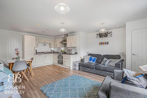 1 bedroom ground floor flat for sale, Marine Crescent, Sonar House, IG6