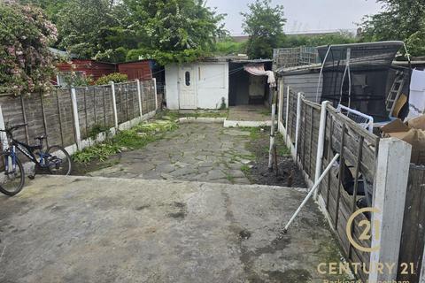 4 bedroom terraced house to rent, Stokes Road