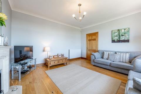4 bedroom semi-detached bungalow for sale, Merrylee Park Avenue, Giffnock, G46