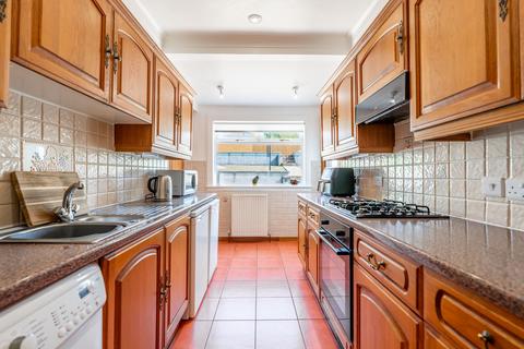 4 bedroom semi-detached bungalow for sale, Merrylee Park Avenue, Giffnock, G46