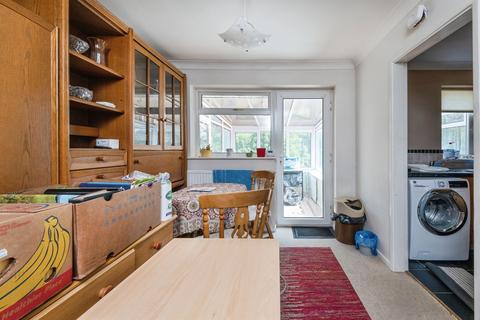 3 bedroom detached bungalow for sale, Badgers Way, BUCKINGHAM