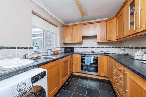 3 bedroom detached bungalow for sale, Badgers Way, BUCKINGHAM