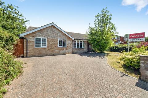 4 bedroom detached bungalow for sale, Badgers Way, BUCKINGHAM