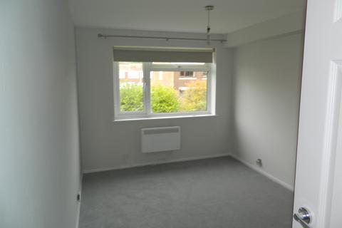 2 bedroom flat for sale, Suffolk Close, Coppenham SL1