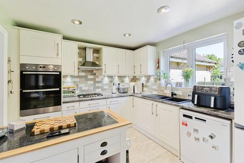 4 bedroom detached house for sale, Walkers Way, Wootton, Northampton