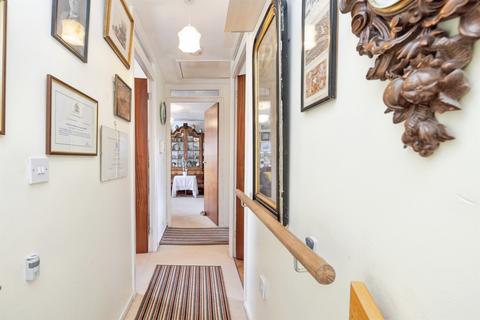 2 bedroom retirement property for sale, Dulwich Way, Croxley Green, Rickmansworth