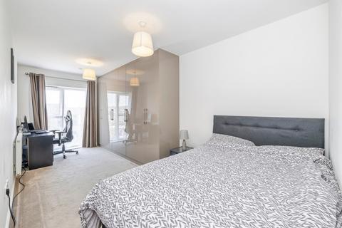 2 bedroom apartment for sale, Fairfield Avenue, Watford