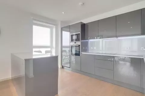 3 bedroom apartment for sale - View 5
