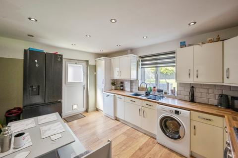 3 bedroom end of terrace house for sale, Warren Road, Conisbrough, Doncaster