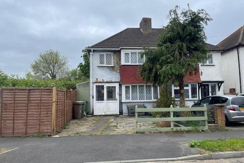Willow Walk, Sutton