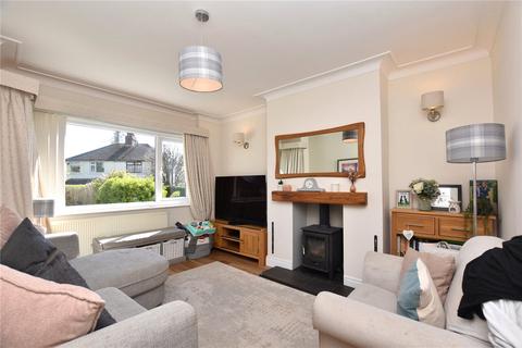 3 bedroom semi-detached house for sale, Westfield Drive, Yeadon, Leeds, West Yorkshire