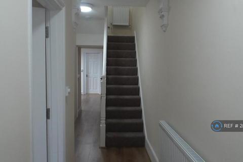 1 bedroom in a house share to rent, Broomfield Road, Chelmsford, CM1