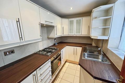 2 bedroom apartment to rent, Kings Croft, Preston PR5
