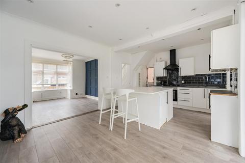 4 bedroom detached house for sale, Kensington Road, Portsmouth