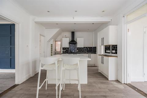 4 bedroom detached house for sale, Kensington Road, Portsmouth