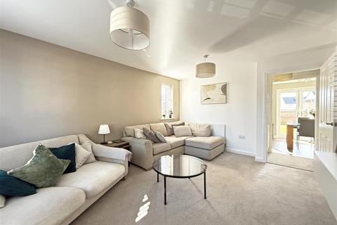 3 bedroom semi-detached house for sale, Newitt Road, Bicton Heath, Shrewsbury