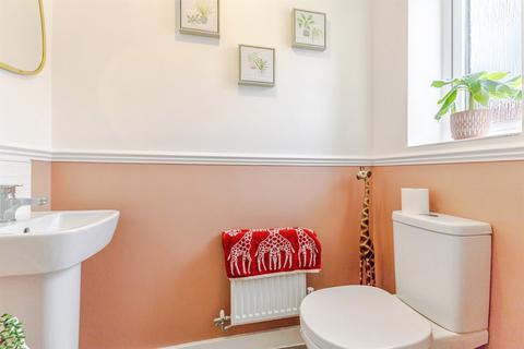 3 bedroom semi-detached house for sale, Ogilvie Avenue, Northampton