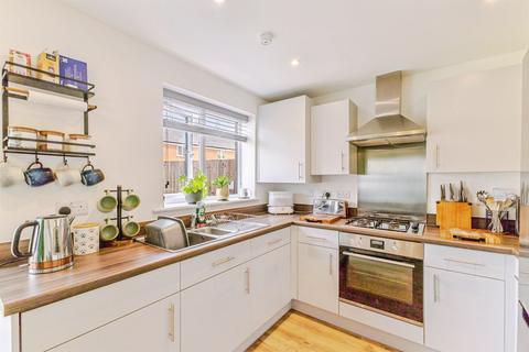 3 bedroom semi-detached house for sale, Ogilvie Avenue, Northampton