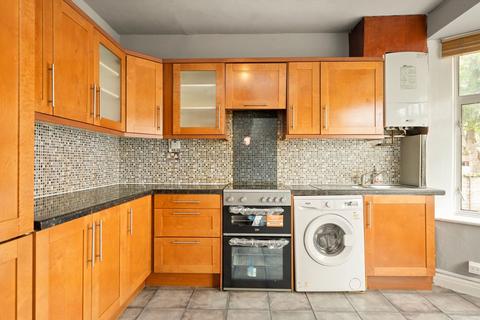 4 bedroom house to rent, Bilton Road, Greenford UB6