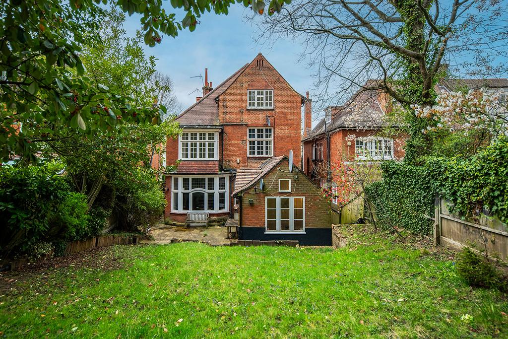 House exterior, garden
