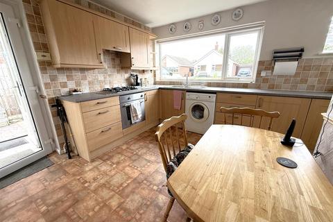 3 bedroom semi-detached house for sale, Fleming Avenue, Bottesford