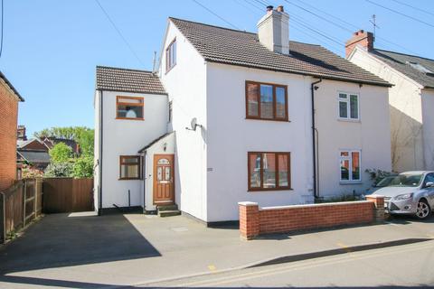 3 bedroom semi-detached house for sale, Langborough Road, Wokingham, RG40