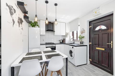 1 bedroom cluster house for sale, Prestwick Road, Watford