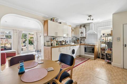 3 bedroom detached house for sale, Thorney Mill Road, Iver SL0