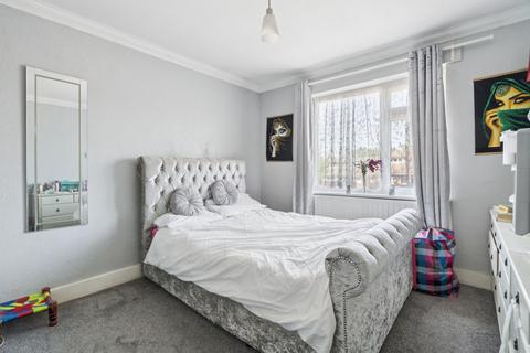 3 bedroom detached house for sale, Thorney Mill Road, Iver SL0