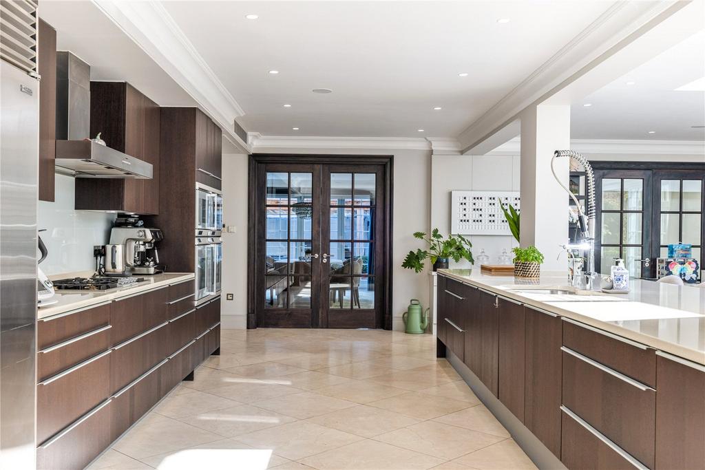 Kitchen/Breakfast