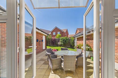 3 bedroom detached house for sale, Moor Close, Chinnor, Oxfordshire