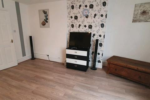 1 bedroom flat to rent, Wellington Road South, Stockport, SK2
