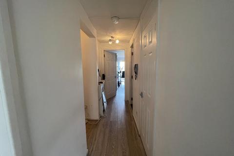 3 bedroom flat to rent, Otago Street, Hillhead, Glasgow, G12