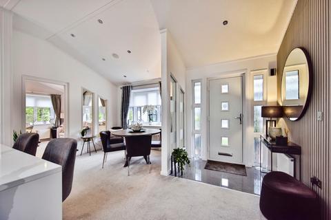 2 bedroom detached house for sale, Meadow View, Pilgrims Retreat, Harrietsham, Maidstone, ME17