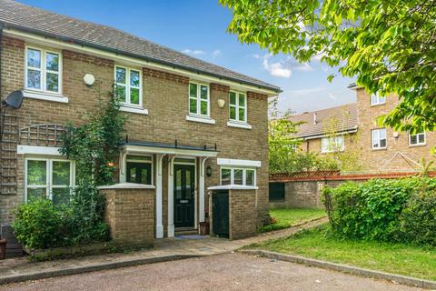 Grenard Close, Peckham, London, SE15