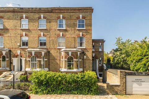 2 bedroom flat for sale, Offerton Road, London SW4