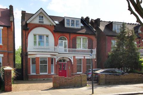 Woodville Gardens, W5