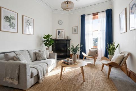 1 bedroom flat for sale, 50 4F2 Raeburn Place, Edinburgh, EH4