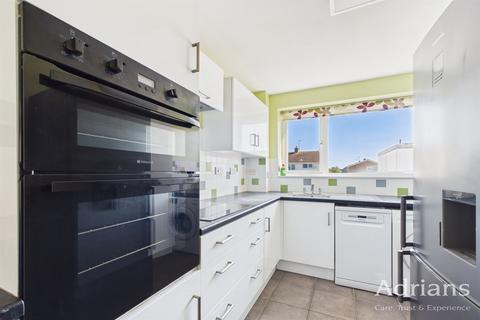 2 bedroom maisonette for sale, Birk Beck, Meon Close, Springfield. CM1 7QP