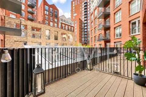 1 bedroom apartment for sale, Keybridge House, 2 Exchange Gardens, Nine Elms