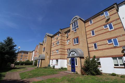 2 bedroom apartment to rent, Dunnage Crescent, Surrey Quays, SE16