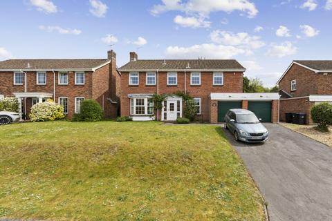 4 bedroom house for sale, Laverstock Park West, Laverstock, Salisbury