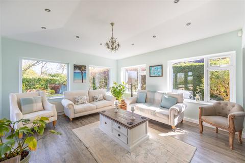 5 bedroom detached house for sale, Willow Way, Darras Hall NE20