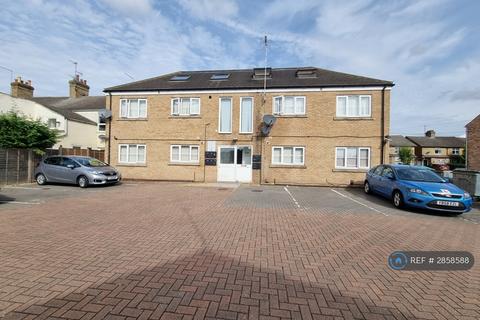 2 bedroom flat to rent, High Street, Peterborough, PE2