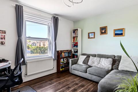 1 bedroom flat for sale, Barden Road, Tonbridge TN9