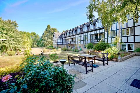 2 bedroom flat for sale, West Street, Godmanchester, PE29