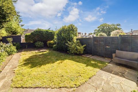 2 bedroom maisonette for sale, Wimborne Close, Epsom