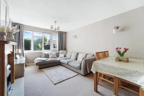 2 bedroom maisonette for sale, Wimborne Close, Epsom