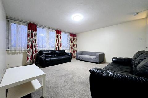 Flat 36, Cam Court, Bibury Close, London